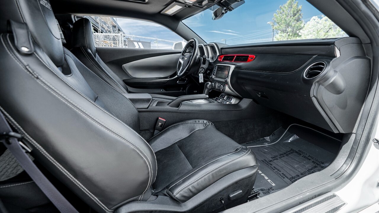 2015 Chevrolet Camaro SS 2SS   - Photo 20 - Reno, NV 89511