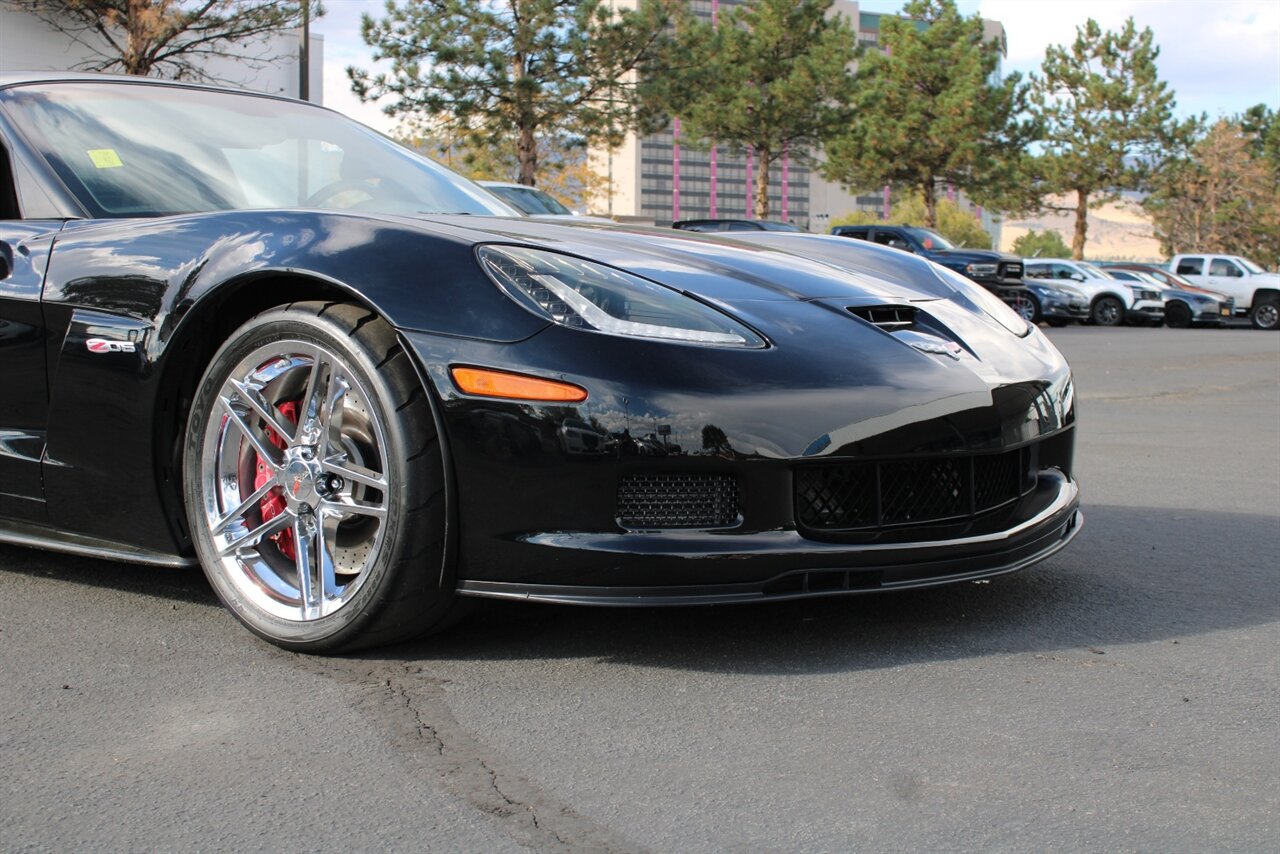 2007 Chevrolet Corvette Z06 - Photo 6