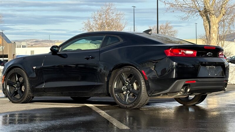 2017 Chevrolet Camaro 1LT  