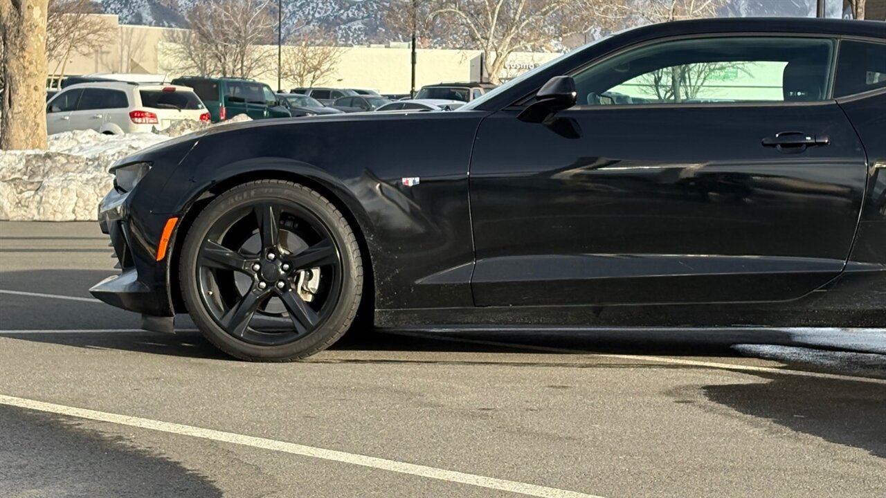 2017 Chevrolet Camaro 1LT   - Photo 6 - Reno, NV 89511