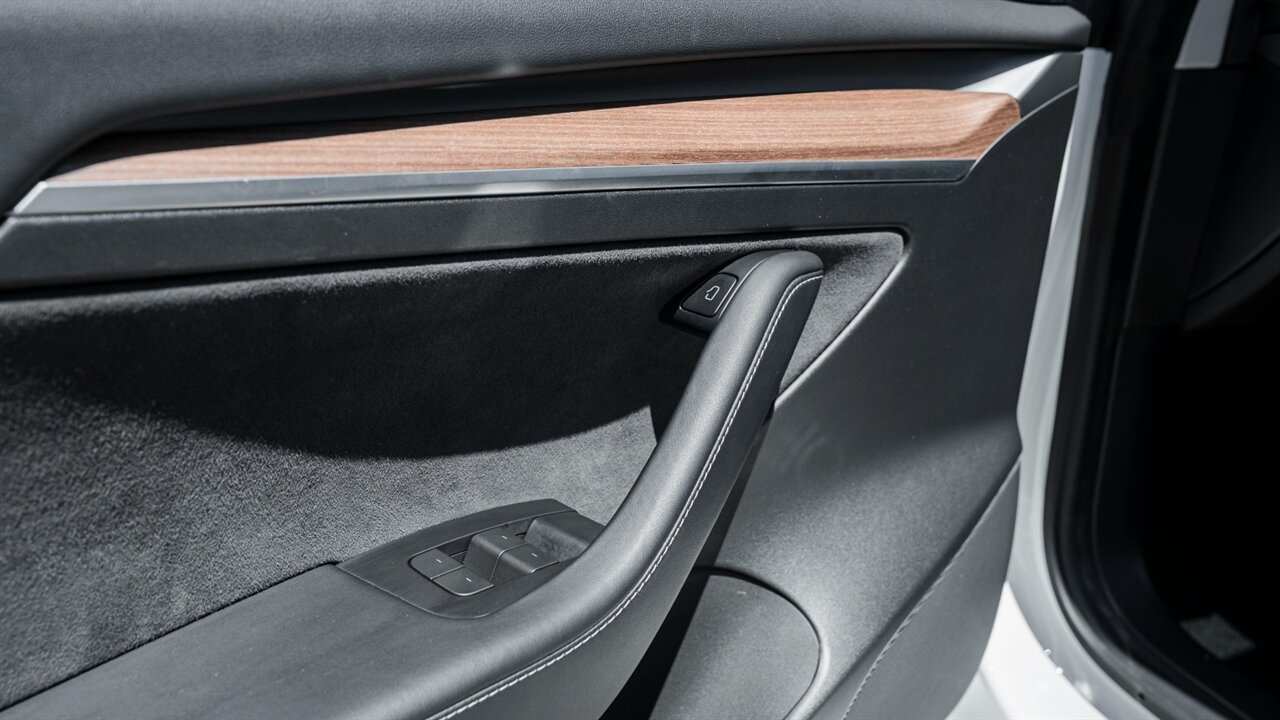 2022 Tesla Model 3 Long Range - Photo 20 - Reno, NV 89511