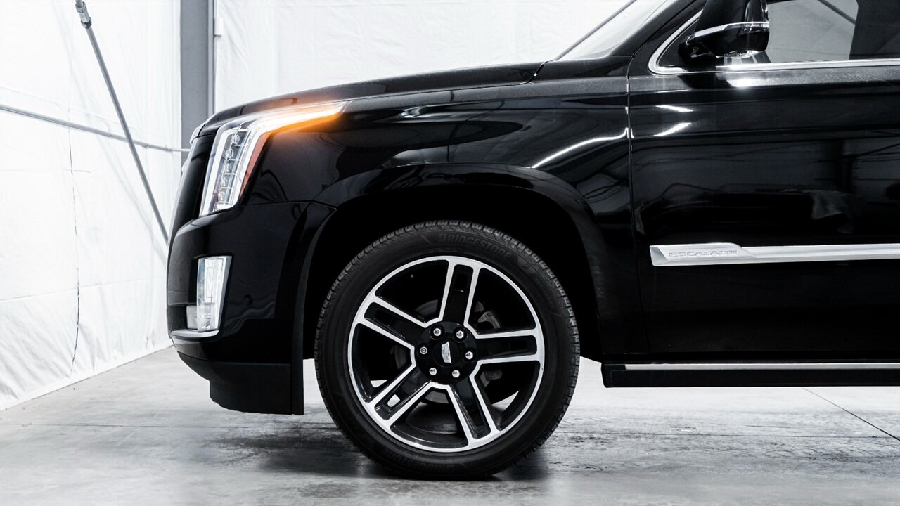 2017 Cadillac Escalade Platinum Edition   - Photo 11 - Reno, NV 89511