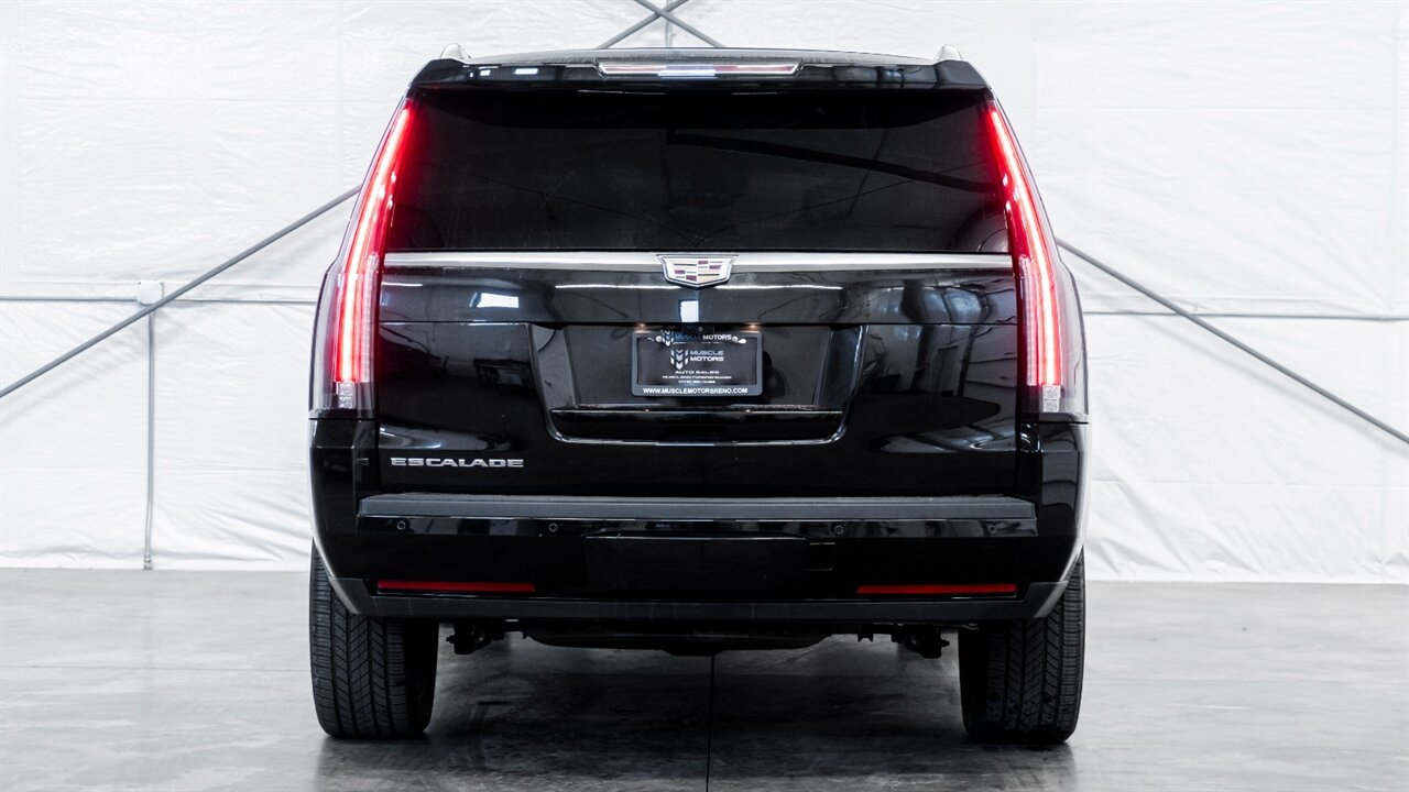 2017 Cadillac Escalade Platinum Edition   - Photo 6 - Reno, NV 89511