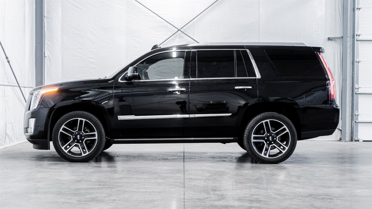 2017 Cadillac Escalade Platinum Edition   - Photo 3 - Reno, NV 89511