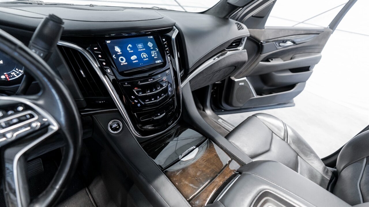 2017 Cadillac Escalade Platinum Edition   - Photo 36 - Reno, NV 89511