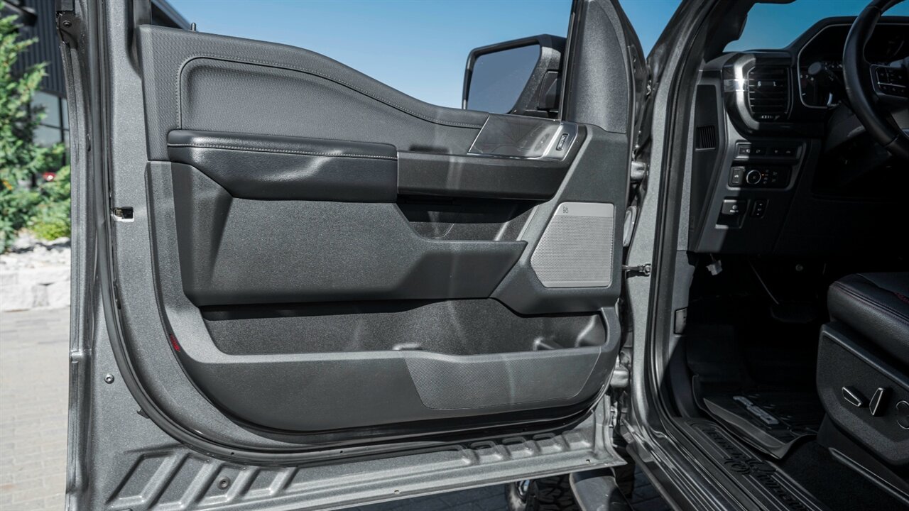 2021 Ford F-150 XLT BLACK WIDOW - Photo 28 - Reno, NV 89511