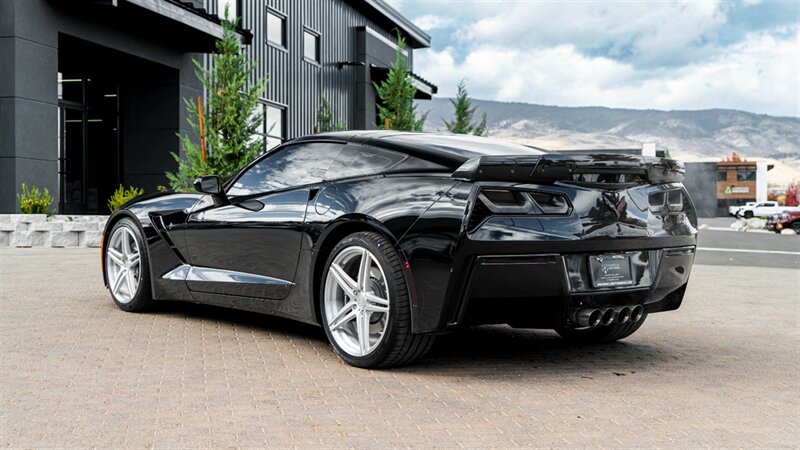 2017 Chevrolet Corvette Stingray 1LT  