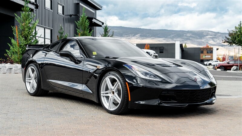 2017 Chevrolet Corvette Stingray 1LT  