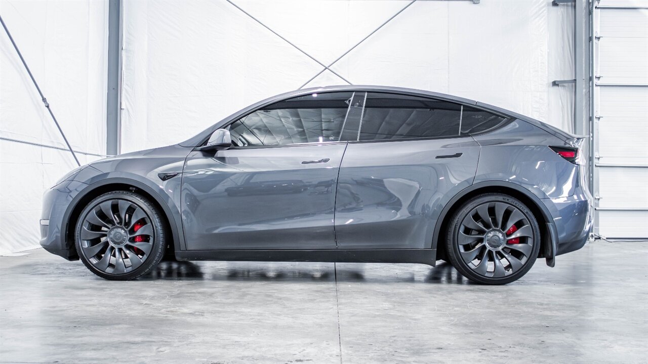 2023 Tesla Model Y Performance   - Photo 3 - Reno, NV 89511