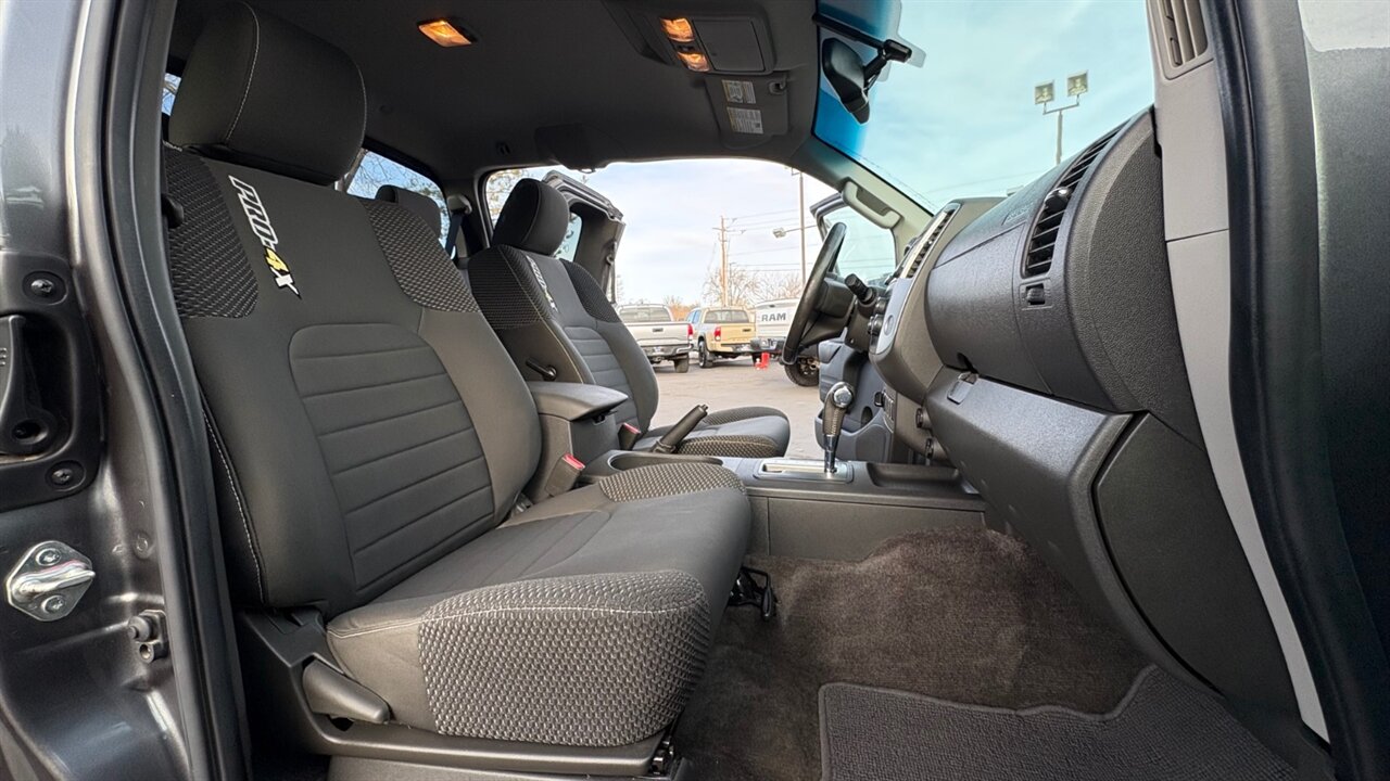 2016 Nissan Frontier PRO-4X   - Photo 14 - Reno, NV 89511