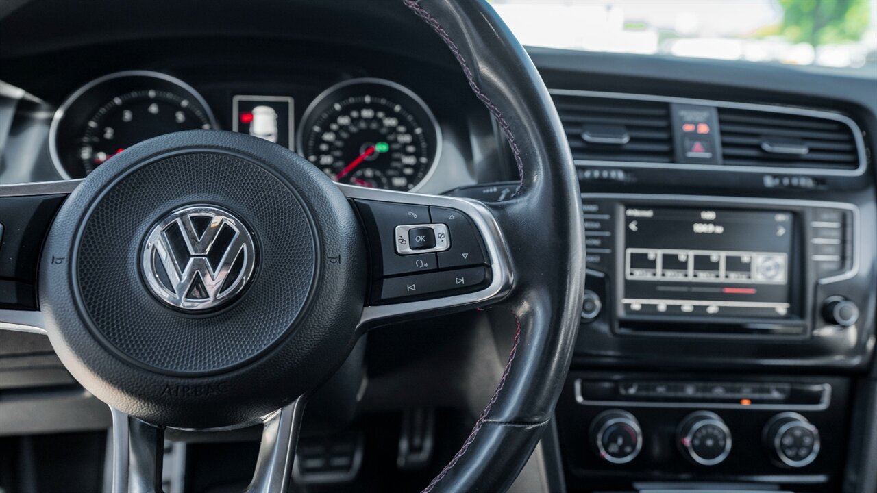 2017 Volkswagen Golf GTI Sport - Photo 29 - Reno, NV 89511