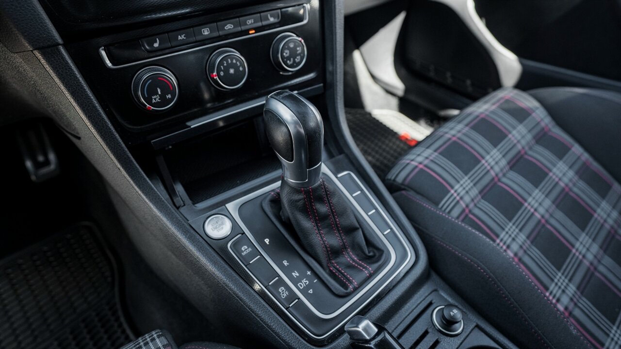 2017 Volkswagen Golf GTI Sport - Photo 33 - Reno, NV 89511