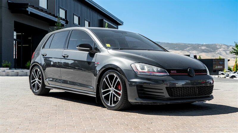 2017 Volkswagen Golf GTI Sport  