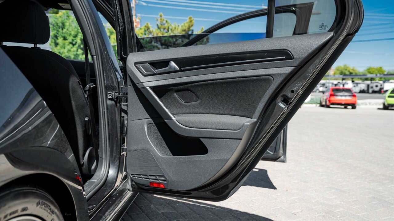 2017 Volkswagen Golf GTI Sport - Photo 38 - Reno, NV 89511
