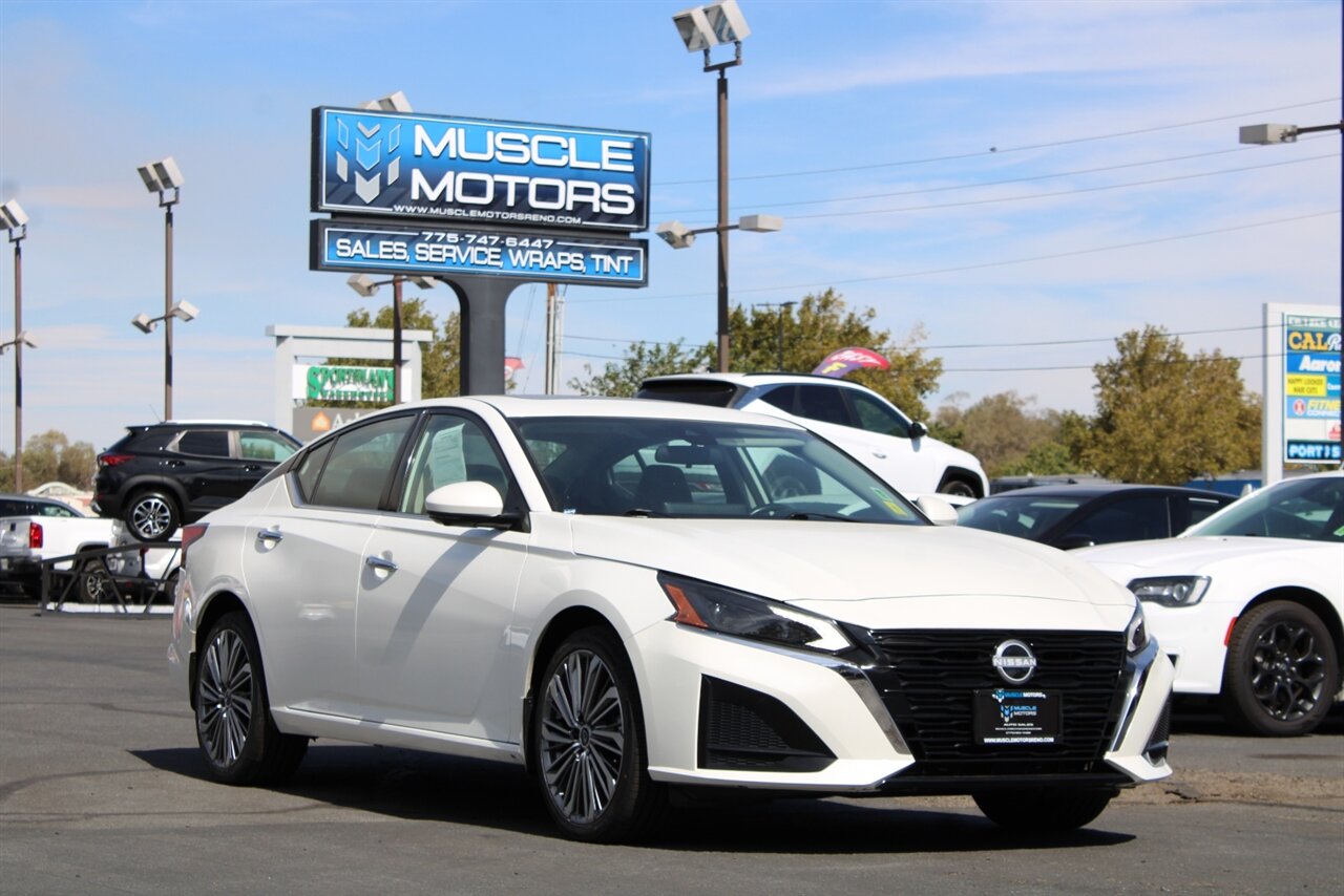 2023 Nissan Altima 2.5 SR - Photo 1 - Reno, NV 89511