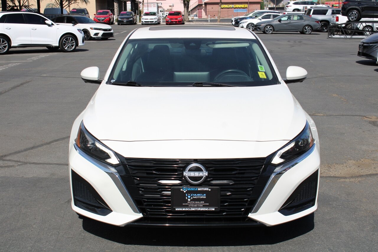 2023 Nissan Altima 2.5 SR - Photo 4 - Reno, NV 89511