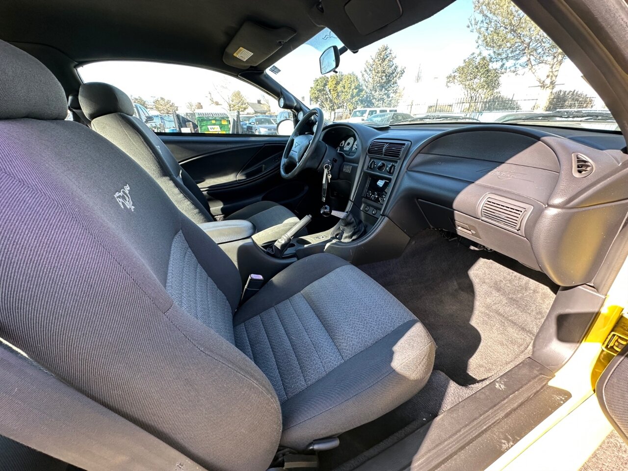 2001 Ford Mustang GT Premium   - Photo 12 - Reno, NV 89511