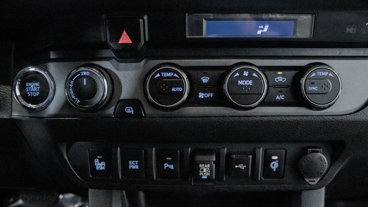 2021 Toyota Tacoma TRD Off-Road V6 - Photo 32 - Reno, NV 89511