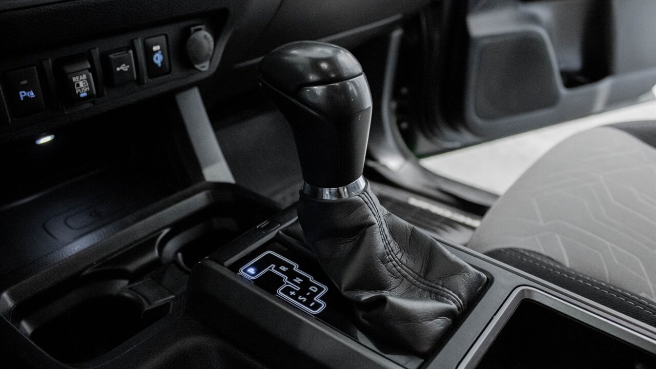 2021 Toyota Tacoma TRD Off-Road V6 - Photo 33 - Reno, NV 89511