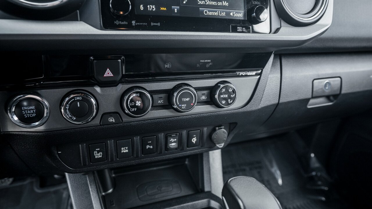 2018 Toyota Tacoma TRD Off-Road V6 - Photo 30 - Reno, NV 89511