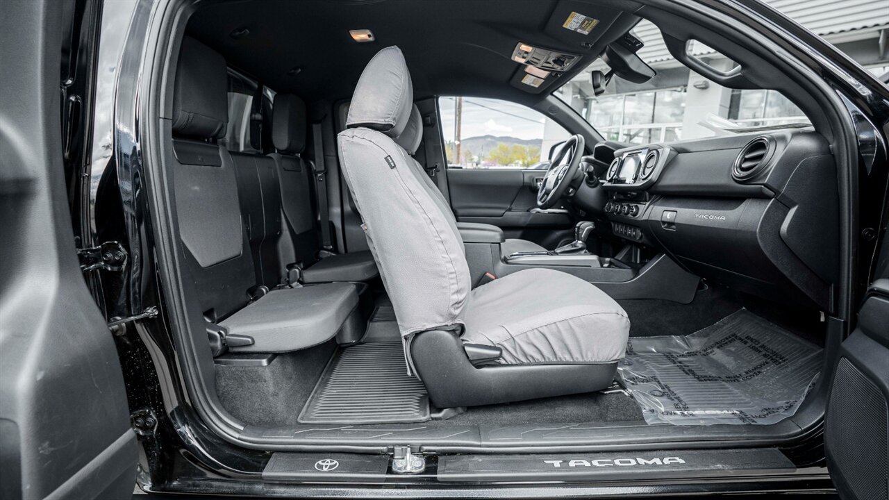 2018 Toyota Tacoma TRD Off-Road V6 - Photo 19 - Reno, NV 89511