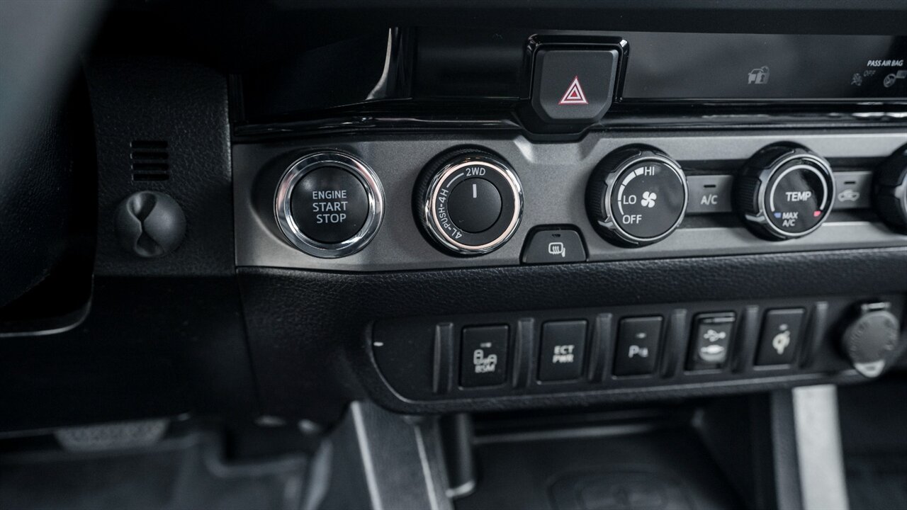 2018 Toyota Tacoma TRD Off-Road V6 - Photo 31 - Reno, NV 89511