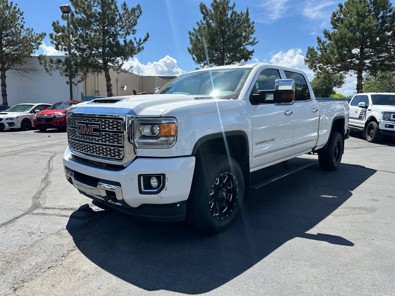 2019 GMC Sierra 3500 Denali - Photo 7 - Reno, NV 89511