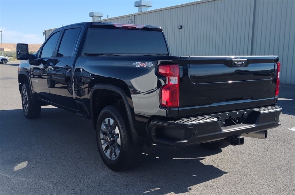 2022 Chevrolet Silverado 2500 Custom   - Photo 2 - Reno, NV 89511