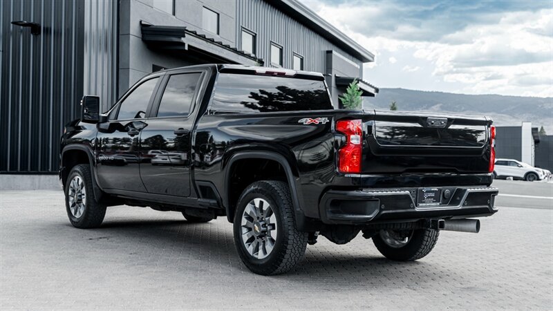2022 Chevrolet Silverado 2500 Custom  