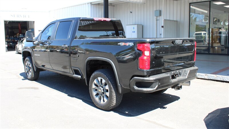 2022 Chevrolet Silverado 2500 Custom  