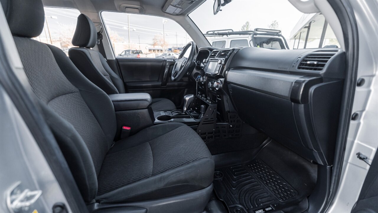 2018 Toyota 4Runner TRD Off-Road   - Photo 22 - Reno, NV 89511