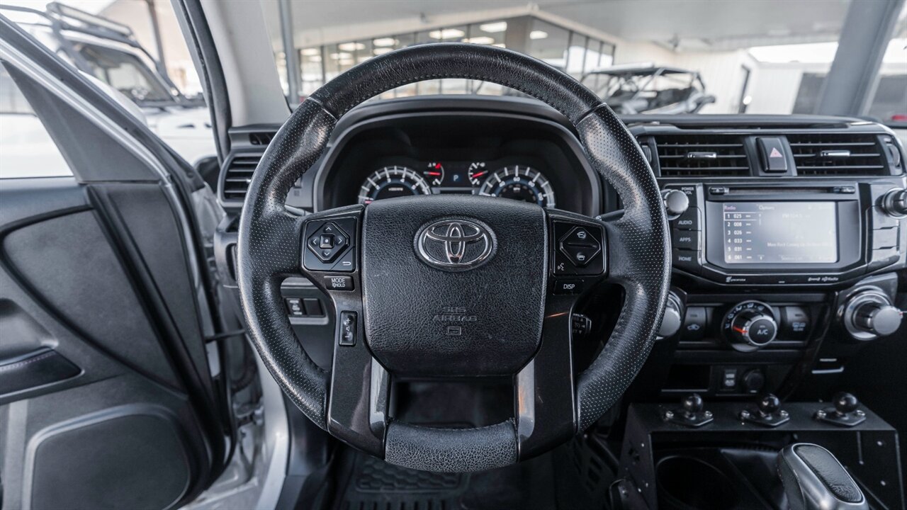 2018 Toyota 4Runner TRD Off-Road   - Photo 27 - Reno, NV 89511