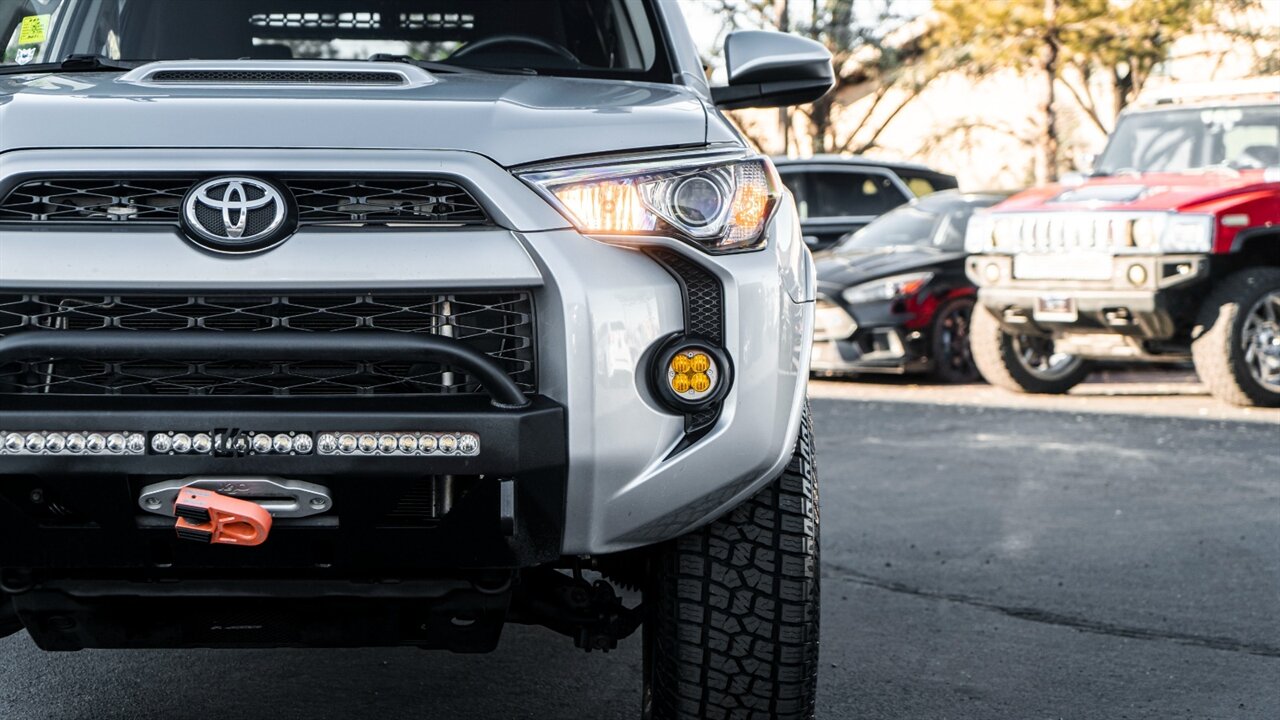2018 Toyota 4Runner TRD Off-Road   - Photo 8 - Reno, NV 89511