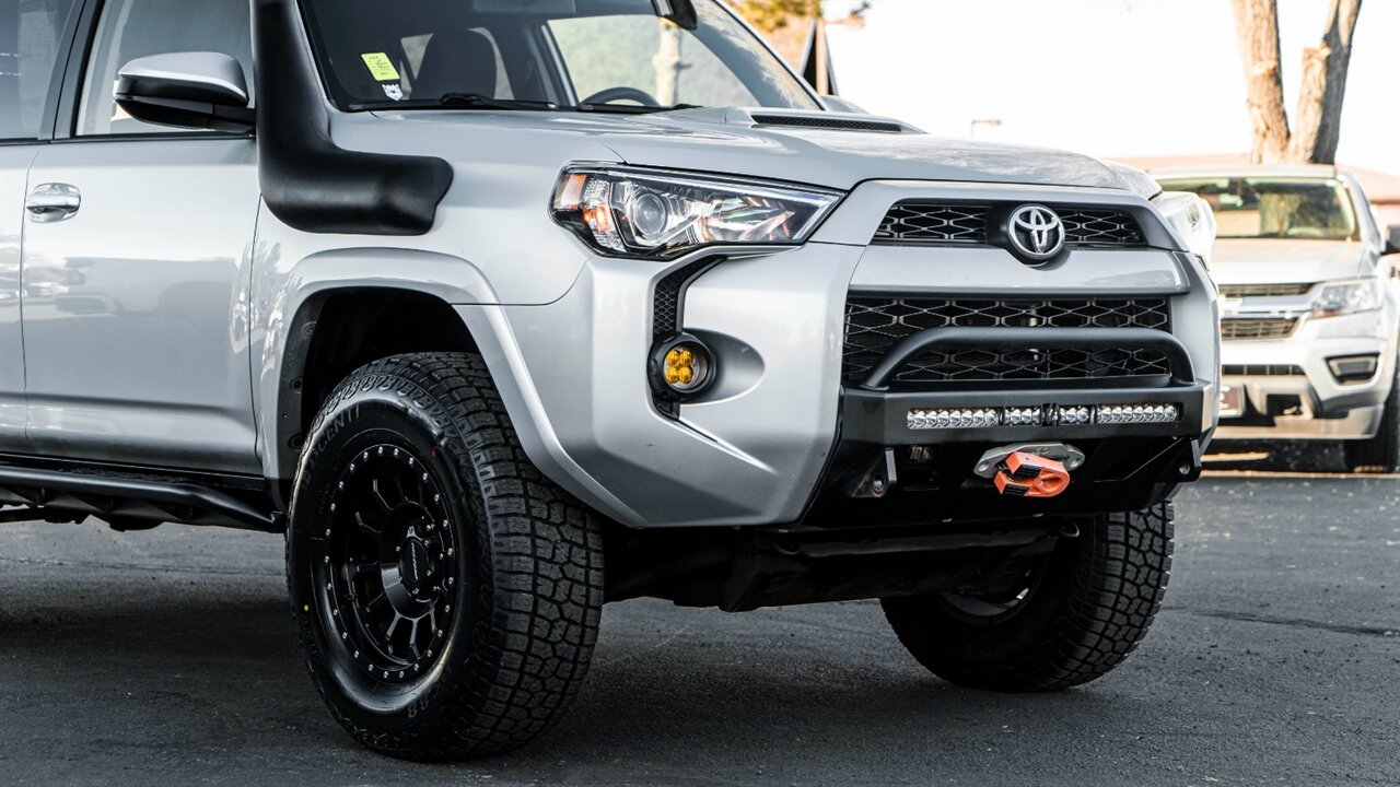 2018 Toyota 4Runner TRD Off-Road   - Photo 7 - Reno, NV 89511