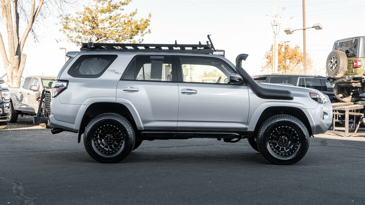 2018 Toyota 4Runner TRD Off-Road   - Photo 5 - Reno, NV 89511