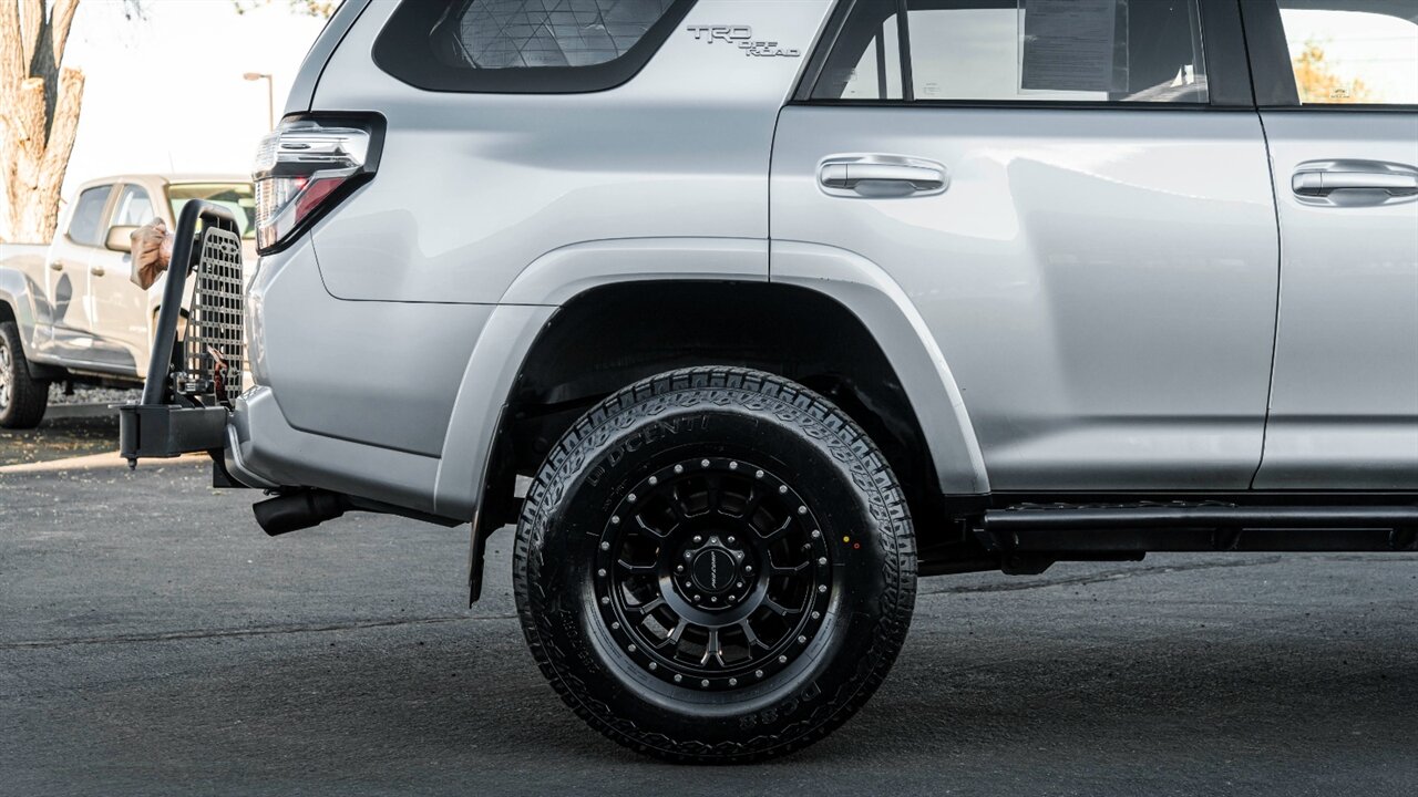 2018 Toyota 4Runner TRD Off-Road   - Photo 14 - Reno, NV 89511