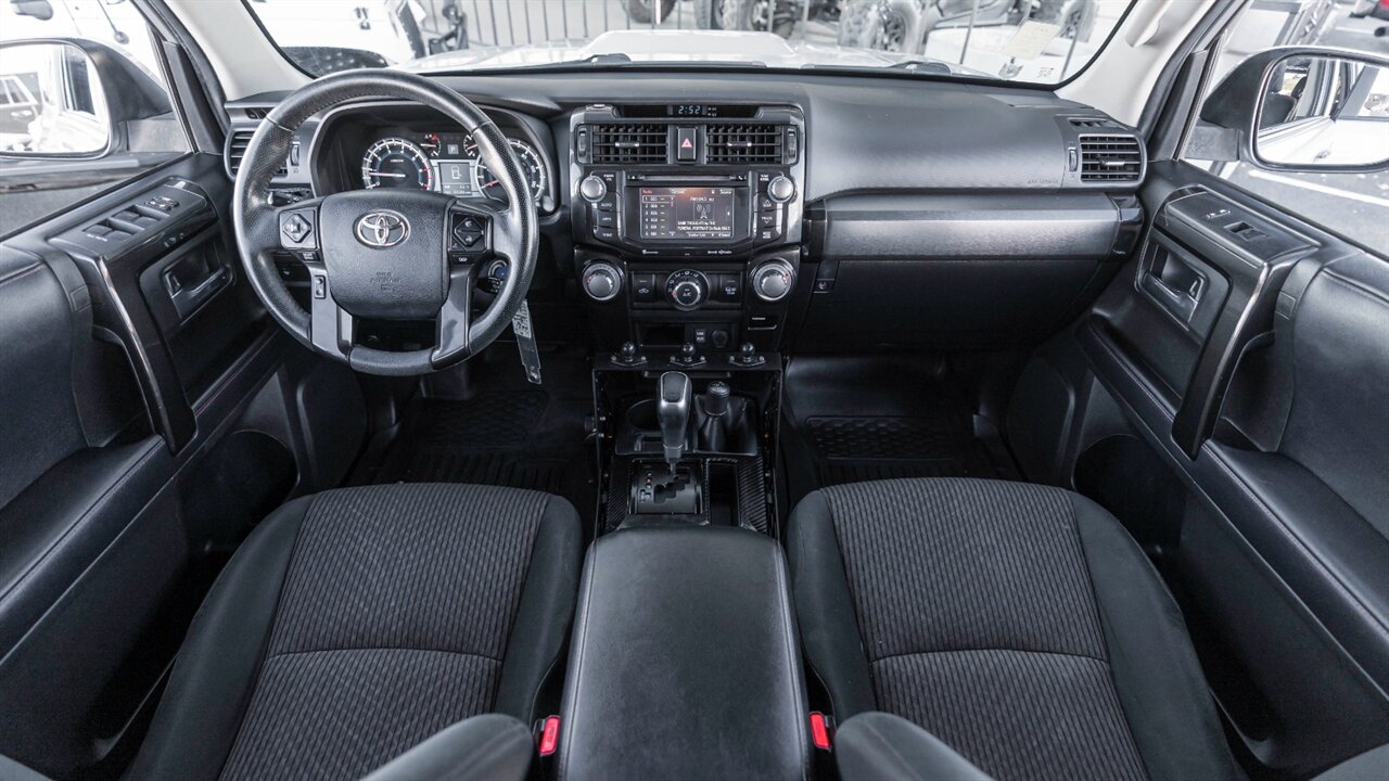 2018 Toyota 4Runner TRD Off-Road   - Photo 20 - Reno, NV 89511