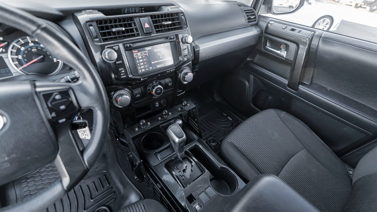 2018 Toyota 4Runner TRD Off-Road   - Photo 35 - Reno, NV 89511