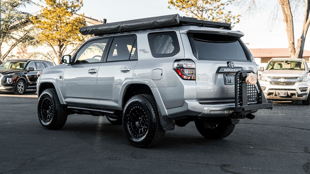 2018 Toyota 4Runner TRD Off-Road   - Photo 2 - Reno, NV 89511