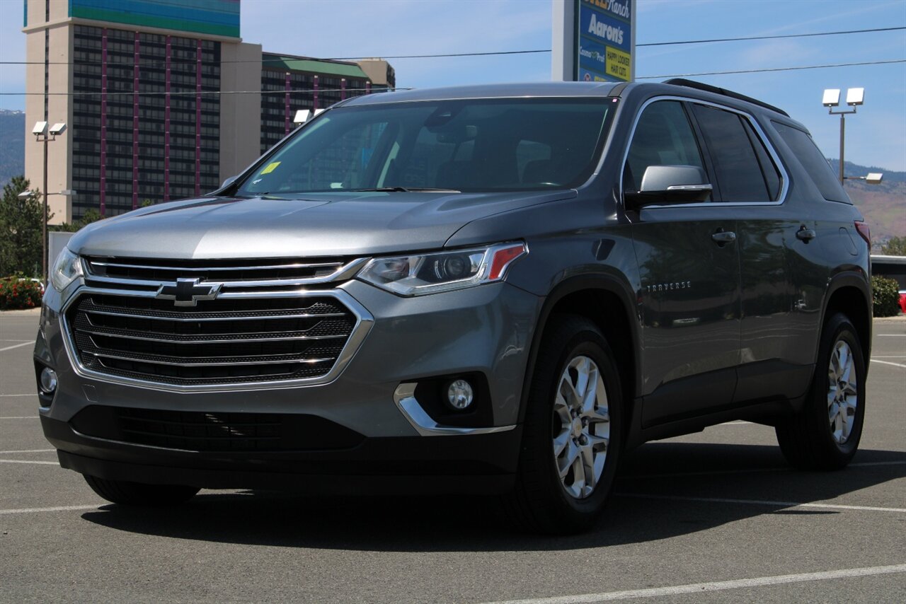 2020 Chevrolet Traverse LT 1LT - Photo 3 - Reno, NV 89511