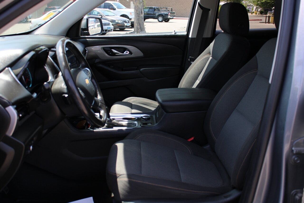 2020 Chevrolet Traverse LT 1LT - Photo 14 - Reno, NV 89511