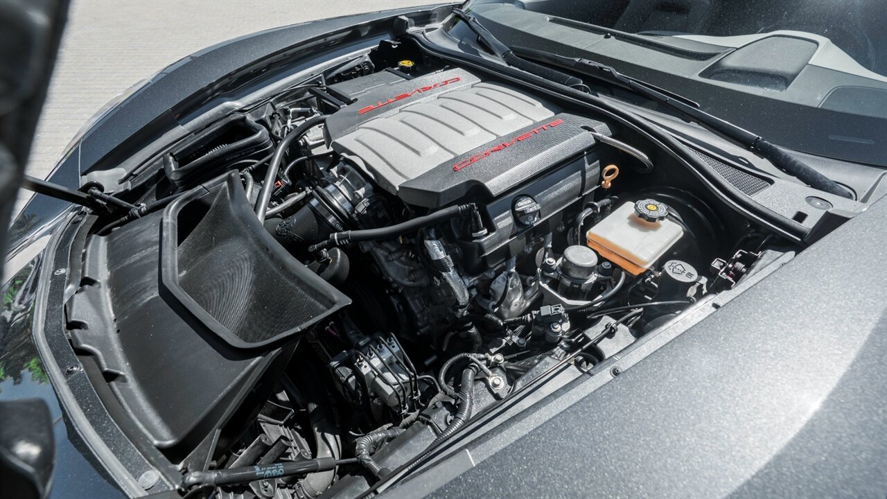 2018 Chevrolet Corvette Stingray 2LT   - Photo 18 - Reno, NV 89511