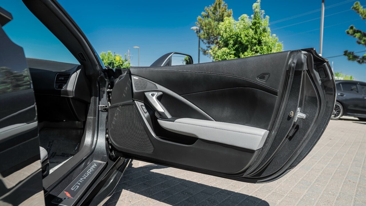2018 Chevrolet Corvette Stingray 2LT   - Photo 37 - Reno, NV 89511