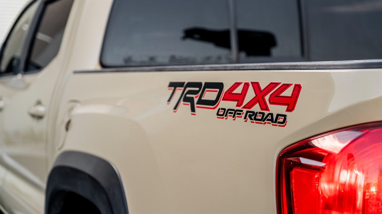 2016 Toyota Tacoma TRD Off-Road V6   - Photo 16 - Reno, NV 89511