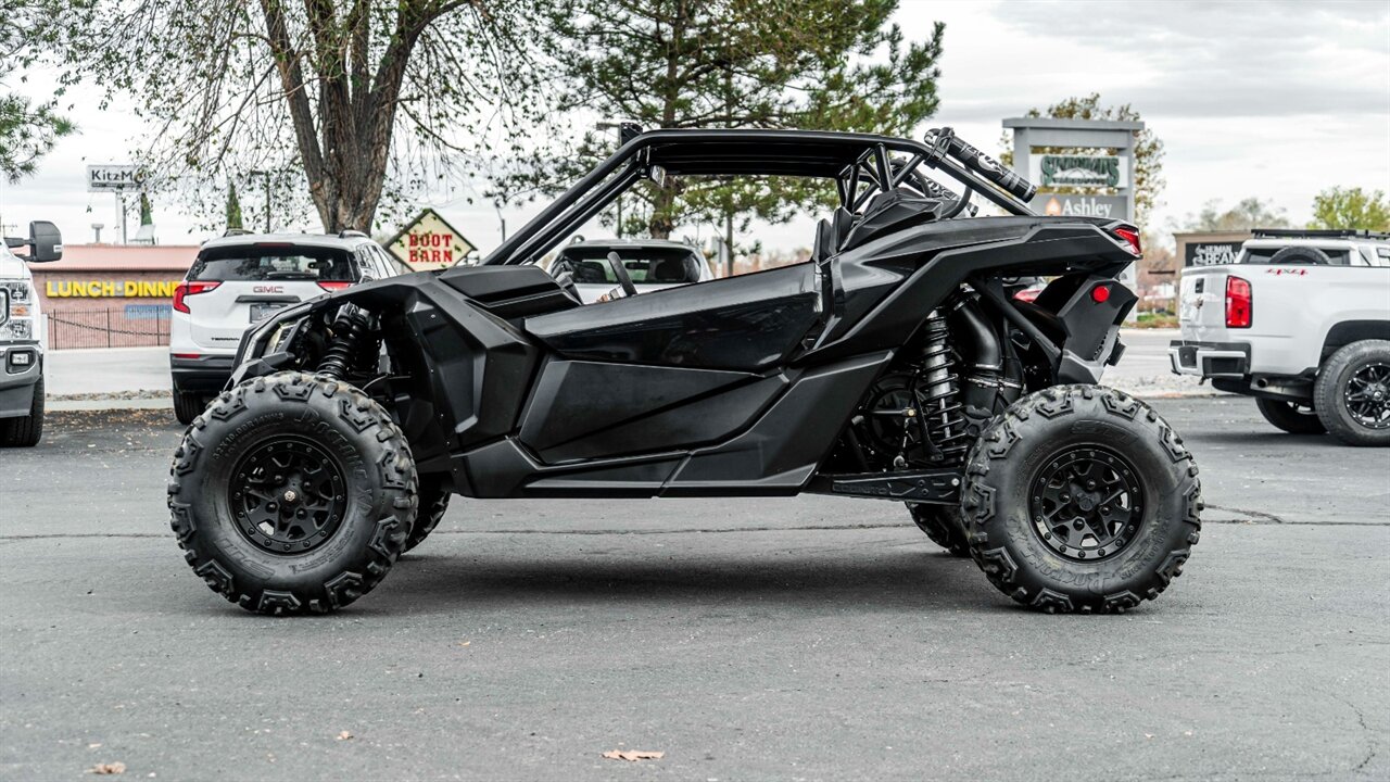 2017 Can-Am Maverick X3 XRS DPS   - Photo 3 - Reno, NV 89511