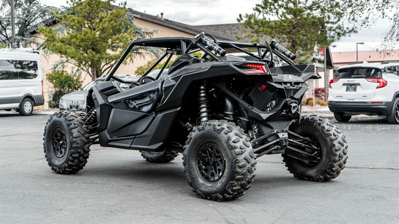 2017 Can-Am Maverick X3 XRS DPS   - Photo 2 - Reno, NV 89511