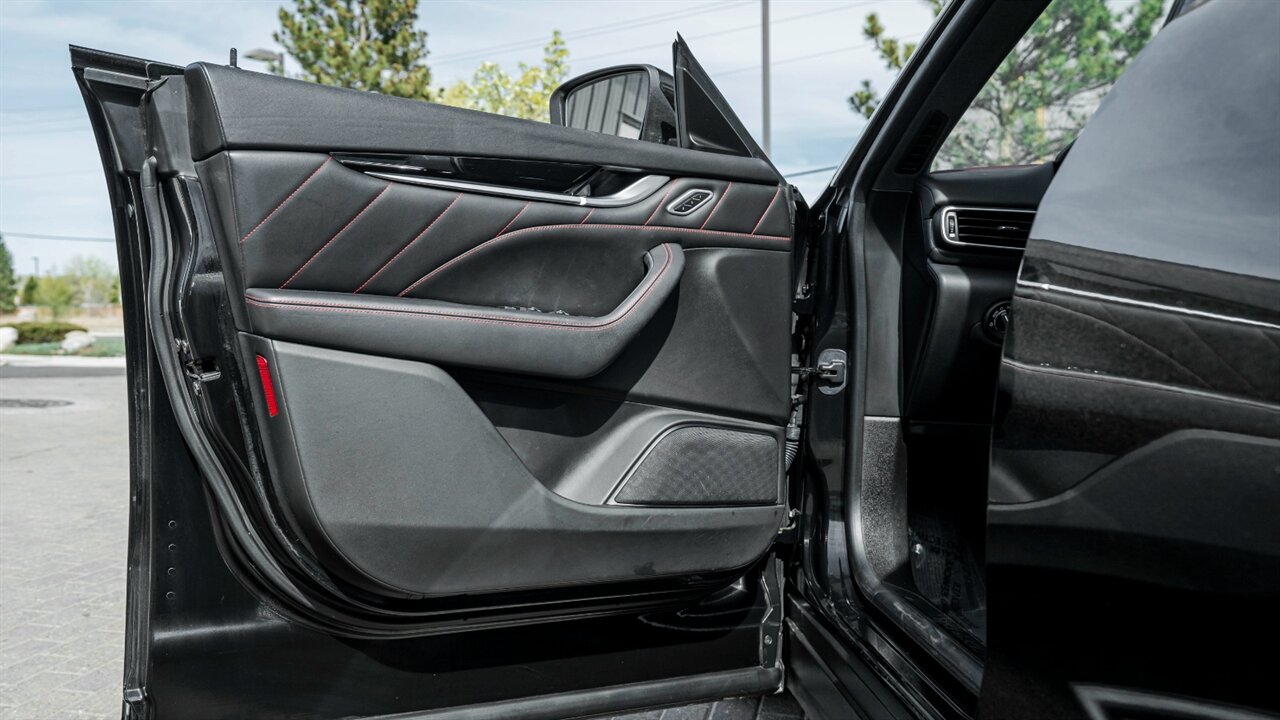 2019 Maserati Levante   - Photo 16 - Reno, NV 89511