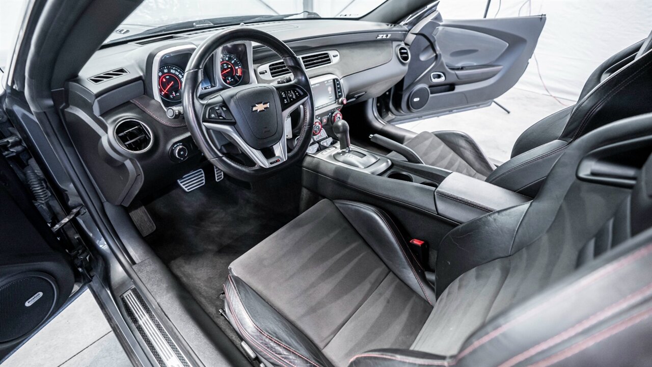 2015 Chevrolet Camaro ZL1   - Photo 18 - Reno, NV 89511