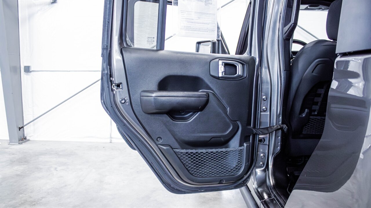 2021 Jeep Gladiator Mojave   - Photo 12 - Reno, NV 89511