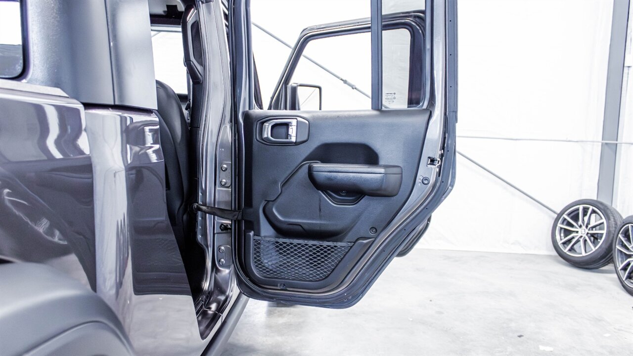 2021 Jeep Gladiator Mojave   - Photo 13 - Reno, NV 89511